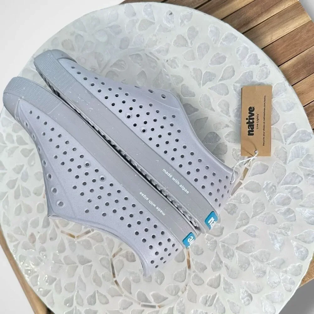 Native Jefferson Shell Speckles EVA Slip On Water Shoes Sneaker Women / Youth 4